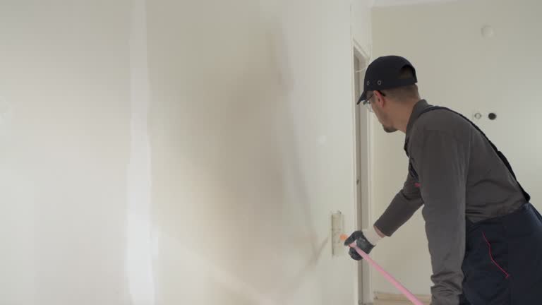 Best Eco-Friendly and Low-VOC Painting  in Montebello, CA